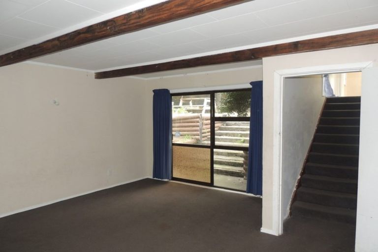 Photo of property in 372 George Street, Stokes Valley, Lower Hutt, 5019