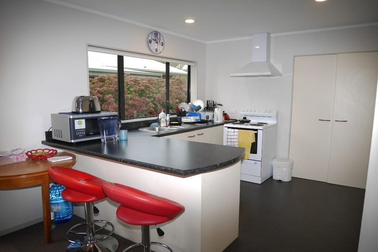 Photo of property in 64b Matatua Road, Raumati Beach, Paraparaumu, 5032