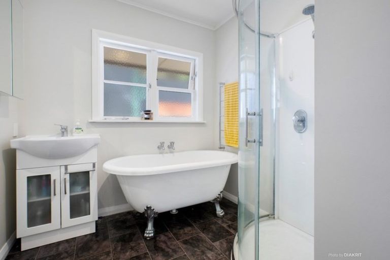 Photo of property in 6 Travers Street, Vogeltown, Wellington, 6021