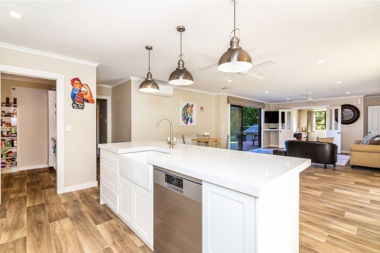 Photo of property in 944 Mapara Road, Kinloch, Taupo, 3385