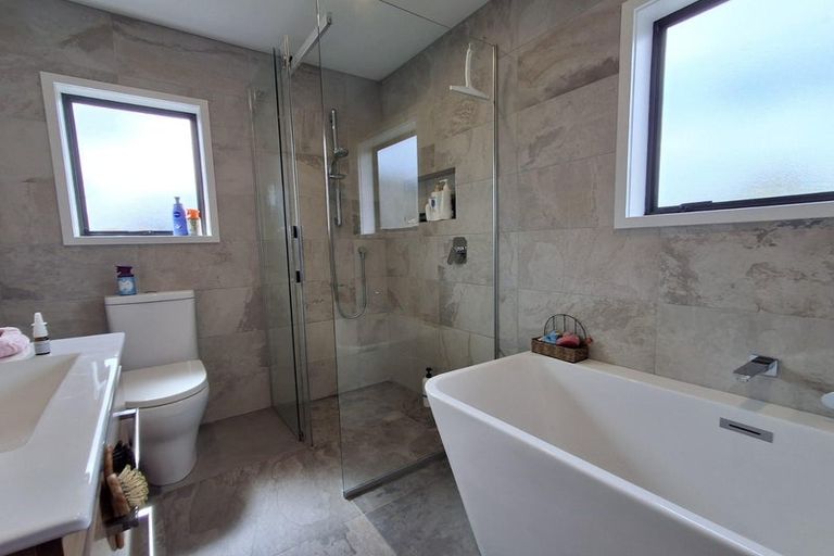 Photo of property in 7 Ridley Green, Churton Park, Wellington, 6037