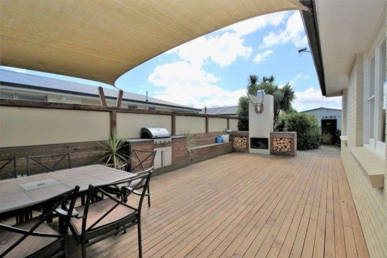 Photo of property in 73 Mcdonald Street, Mosgiel, 9024