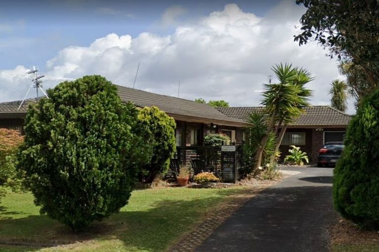 Photo of property in 21b Sunnypark Avenue, Rosehill, Papakura, 2113