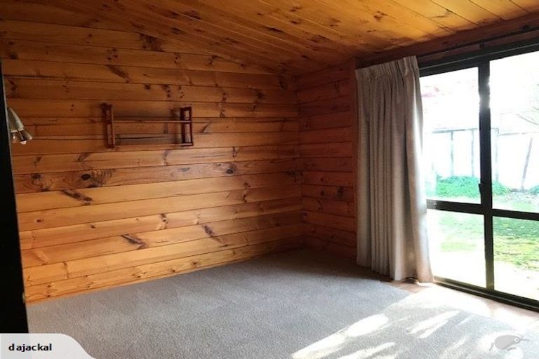 Photo of property in 4 Johnson Place, Queenstown, 9300