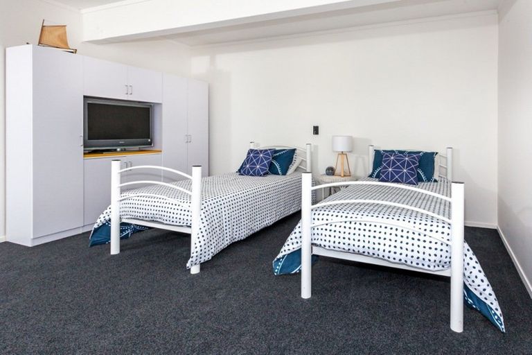 Photo of property in 439 Onemana Drive, Onemana, Whangamata, 3691