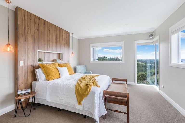 Photo of property in 373 Paremoremo Road, Paremoremo, Auckland, 0632