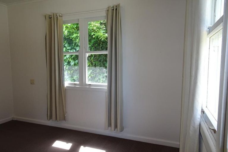 Photo of property in 38 Guys Hill Road, Hospital Hill, Napier, 4110