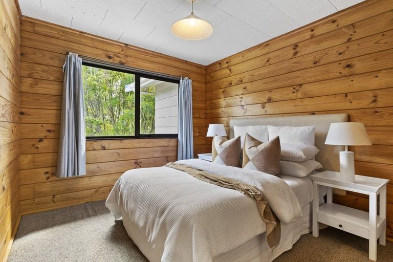 Photo of property in 37a Oteha Valley Road, Northcross, Auckland, 0632