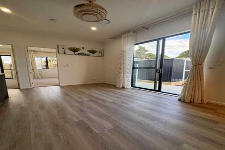 Photo of property in 23 Annmarie Avenue, Totara Park, Auckland, 2019