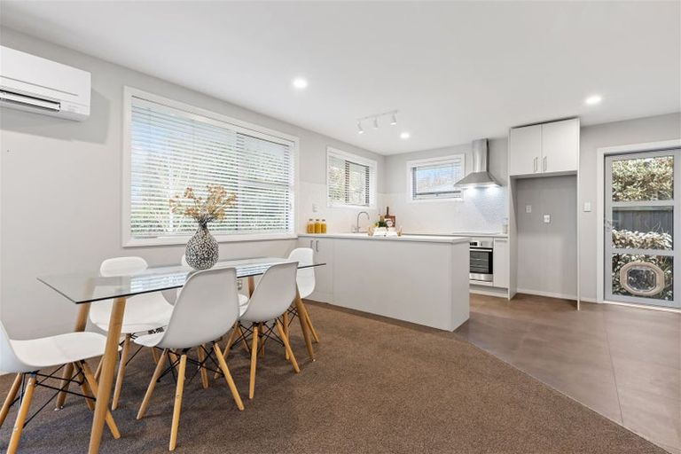 Photo of property in 2/57 Mcfaddens Road, St Albans, Christchurch, 8052