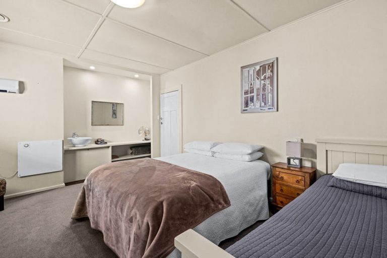 Photo of property in 65 Wellesley Road, Napier South, Napier, 4110