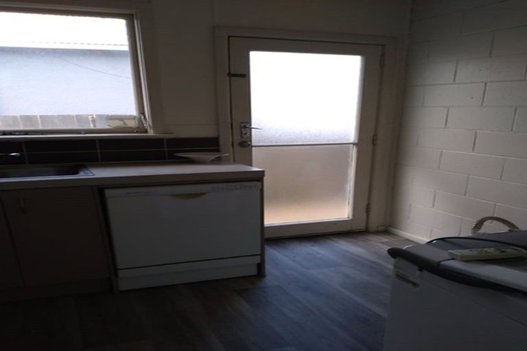 Photo of property in 51 Whitmore Street, Edgeware, Christchurch, 8013