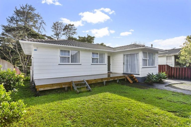 Photo of property in 72 Helena Street, Massey, Auckland, 0614