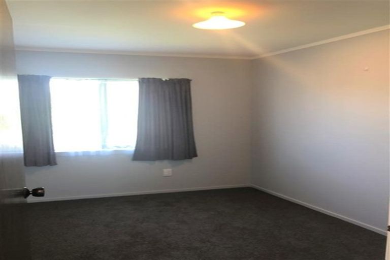 Photo of property in 4a Pokapu Place, Bethlehem, Tauranga, 3110