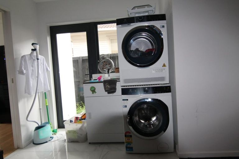 Photo of property in 5b Rimu Road, Mangere Bridge, Auckland, 2022