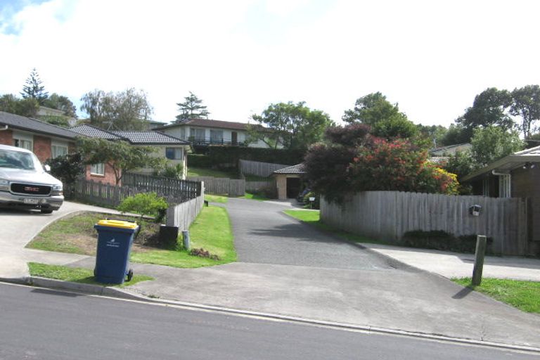 Photo of property in 35 Carillon Place, Massey, Auckland, 0614