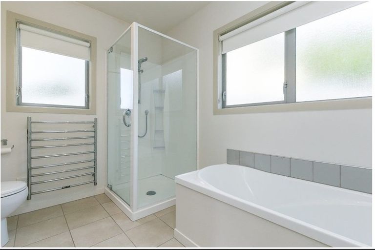 Photo of property in 58g Woodland Road, Johnsonville, Wellington, 6037