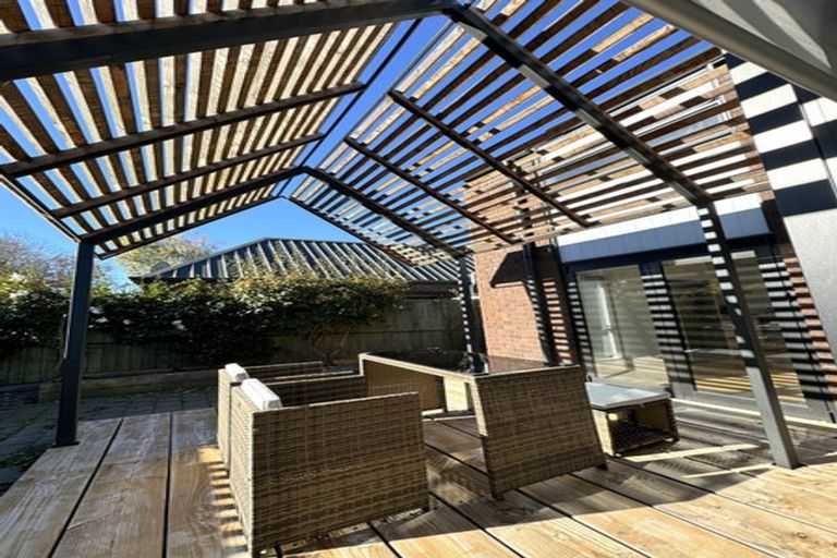 Photo of property in 1/251 Memorial Avenue, Burnside, Christchurch, 8053