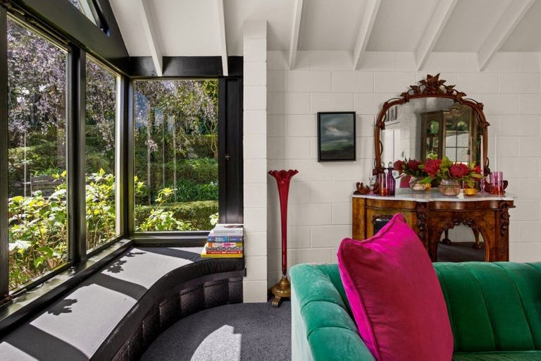 Photo of property in 15 Muritai Crescent, Havelock North, 4130