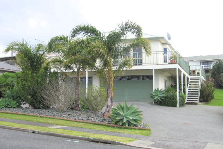 Photo of property in 10 Aurora Avenue, Snells Beach, 0920