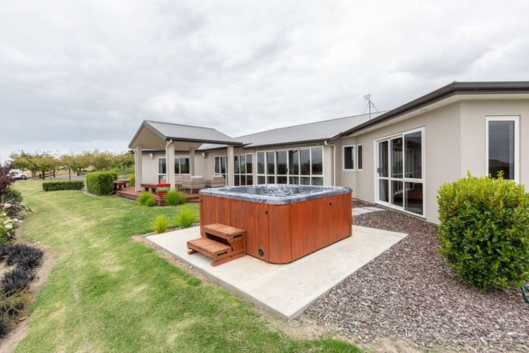 Photo of property in 127 Silverton Road, Poraiti, Napier, 4182