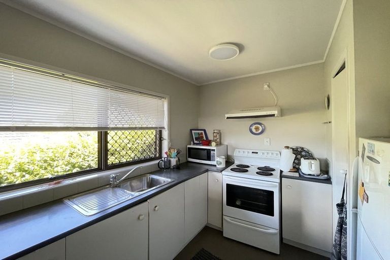 Photo of property in 2/21 Drake Street, Howick, Auckland, 2014