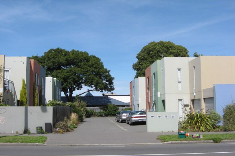 Photo of property in 17b Whiteleigh Avenue, Addington, Christchurch, 8024