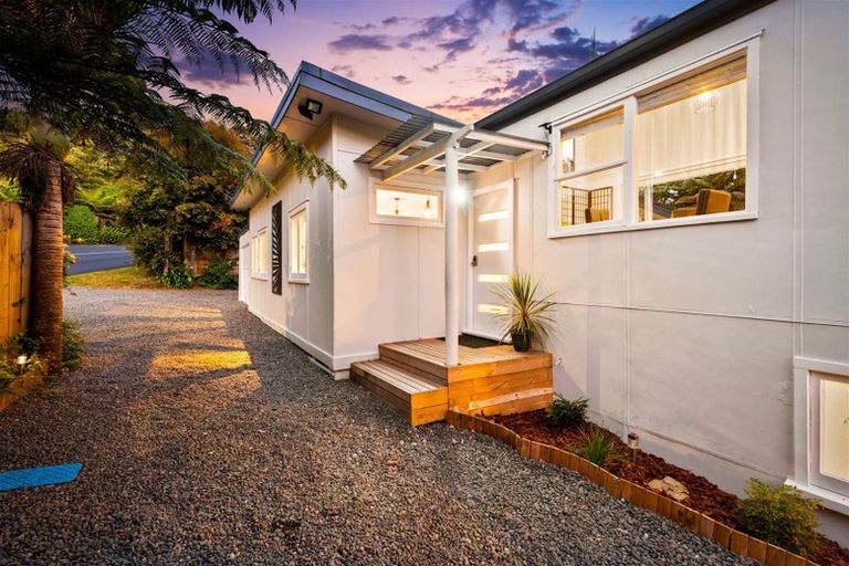 Photo of property in 9 Old North Road, Orewa, 0931