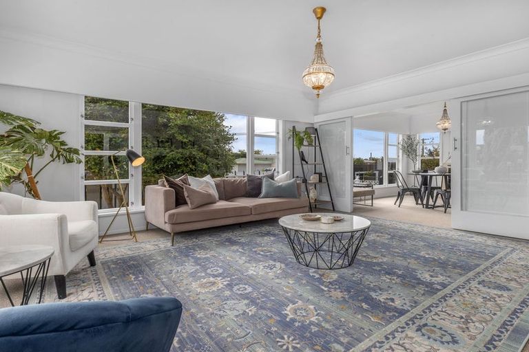 Photo of property in 14 Duke Street, Levin, 5510