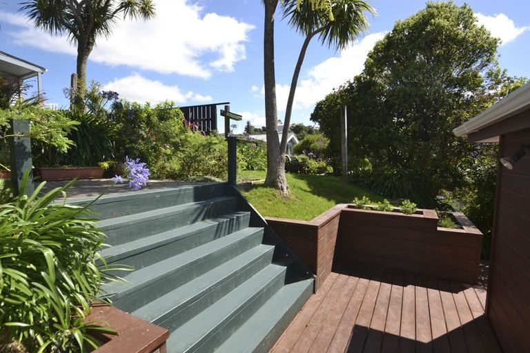 Photo of property in 84 Raroa Road, Kelburn, Wellington, 6012