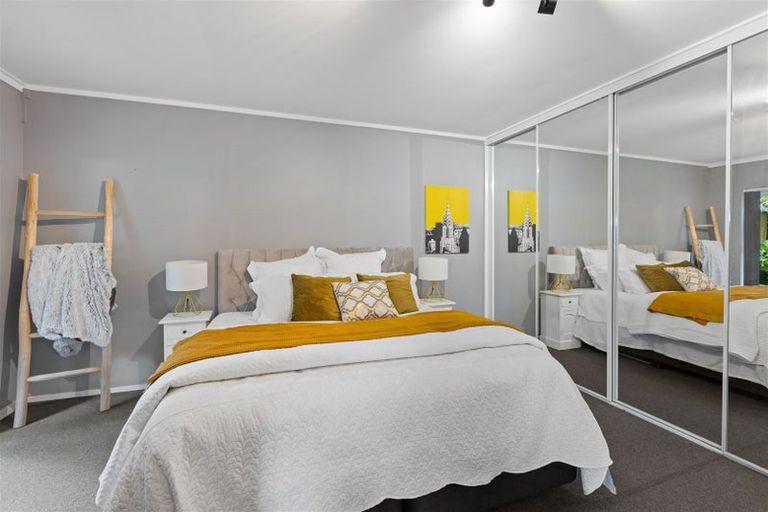 Photo of property in 2/36 Greendale Spur, Glenfield, Auckland, 0629