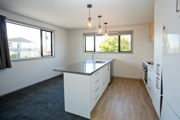 Photo of property in 76a Duncan Street, Dunedin Central, Dunedin, 9016