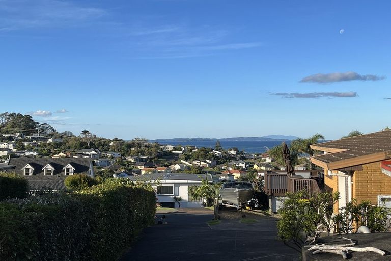 Photo of property in 14b Gledstane Road, Stanmore Bay, Whangaparaoa, 0932