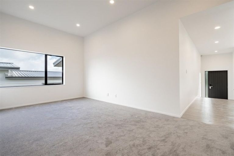 Photo of property in 122 Parkview Drive, Gulf Harbour, Whangaparaoa, 0930