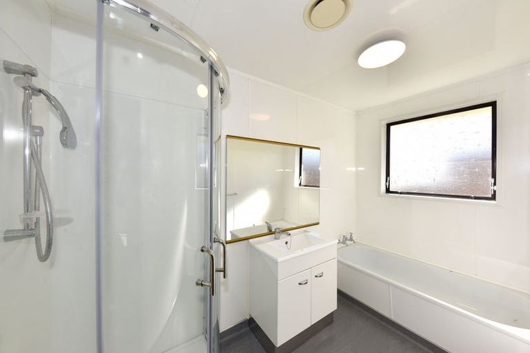 Photo of property in 1/9 Tahi Place, Belfast, Christchurch, 8051