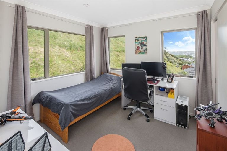 Photo of property in 20 Gifford Grove, Churton Park, Wellington, 6037