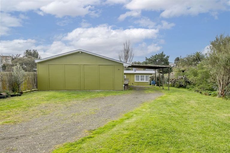 Photo of property in 862 Hokio Beach Road, Hokio Beach, Levin, 5571