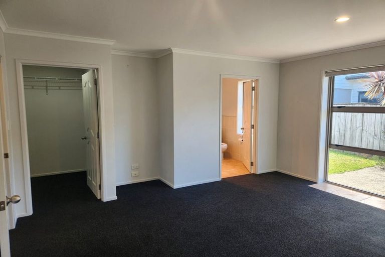 Photo of property in 360 One Tree Point Road, One Tree Point, 0118