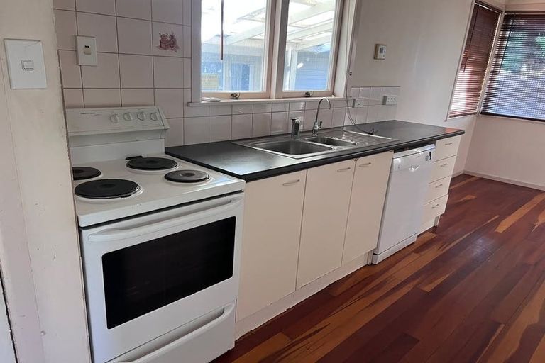 Photo of property in 21 Clematis Avenue, Pukete, Hamilton, 3200