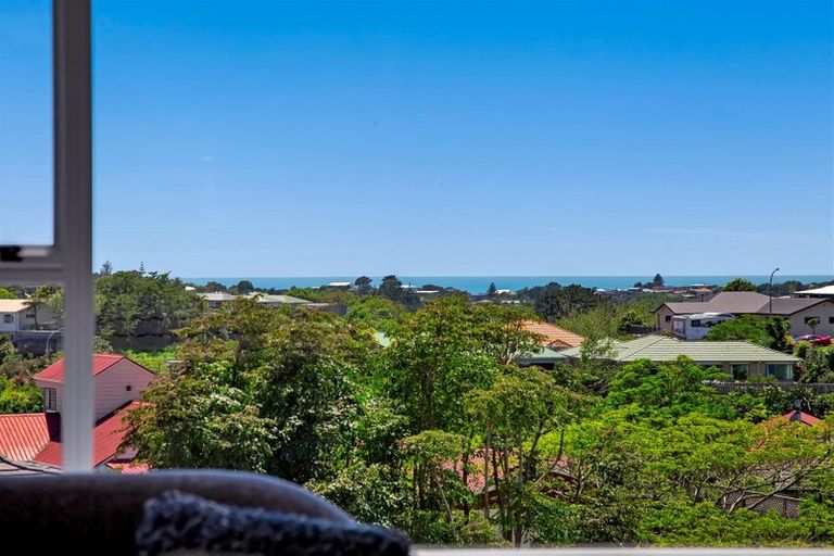 Photo of property in 13 Virginia Place, Whalers Gate, New Plymouth, 4310