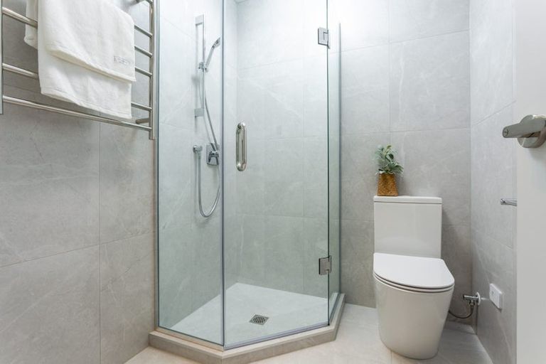 Photo of property in 58 County Road, Torbay, Auckland, 0630