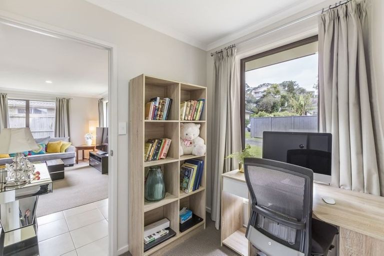 Photo of property in 21h Bonita Avenue, Stanmore Bay, Whangaparaoa, 0932