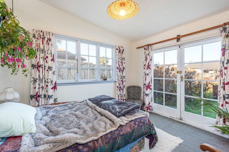 Photo of property in 664 Avonside Drive, Avonside, Christchurch, 8061