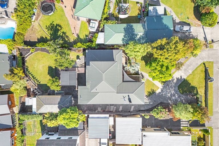 Photo of property in 2 Cambridge Terrace, Taradale, Napier, 4112