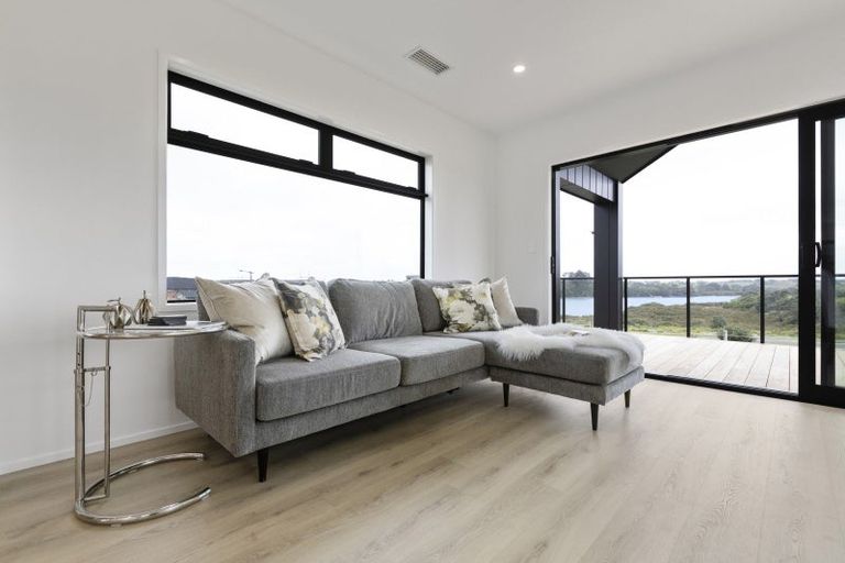 Photo of property in 5 Nola Avenue, Glenbrook, 2681