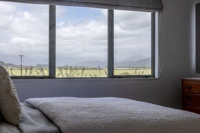 Photo of property in 32 Greyhound Road, Arahura Valley, Hokitika, 7882