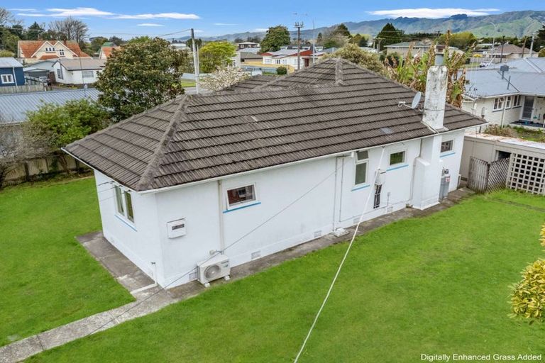 Photo of property in 104 Bartholomew Road, Levin, 5510