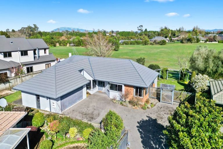 Photo of property in 16 Kenneth Place, Rototuna, Hamilton, 3210