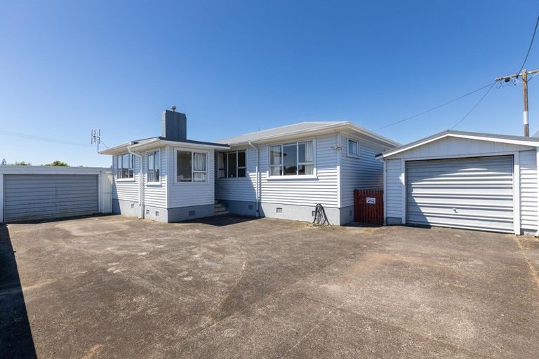 Photo of property in 14 Mcnaughton Street, Waitara, 4320