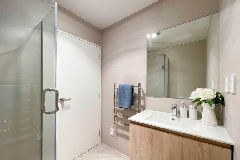 Photo of property in 7/36 Edmonton Road, Henderson, Auckland, 0612